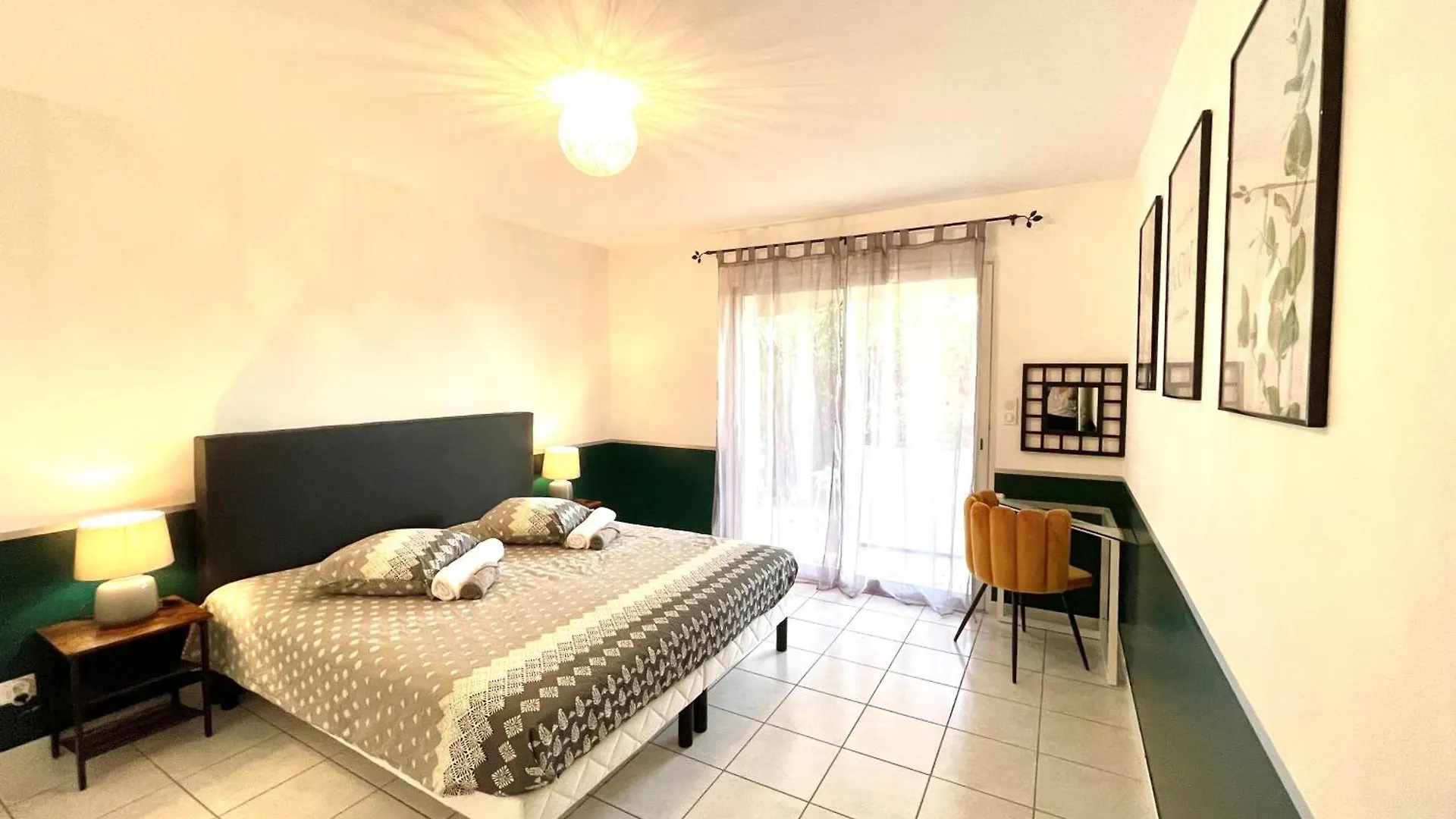 Private Swimming Pool & Jacuzzi Magnifique Villa Provencale Livron-sur-Drome 0*,