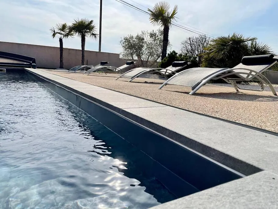 Private Swimming Pool & Jacuzzi Magnifique Villa Provencale Livron-sur-Drome